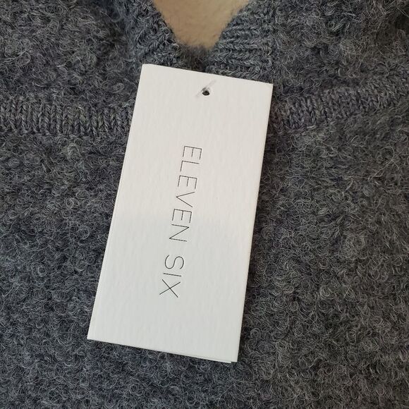Eleven Six Jenn Alpaca Gray Hoodie Sweater Size Medium Large - Picture 9 of 12